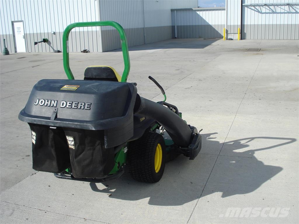 John Deere Z740R Nulinio apsisukimo traktoriukai