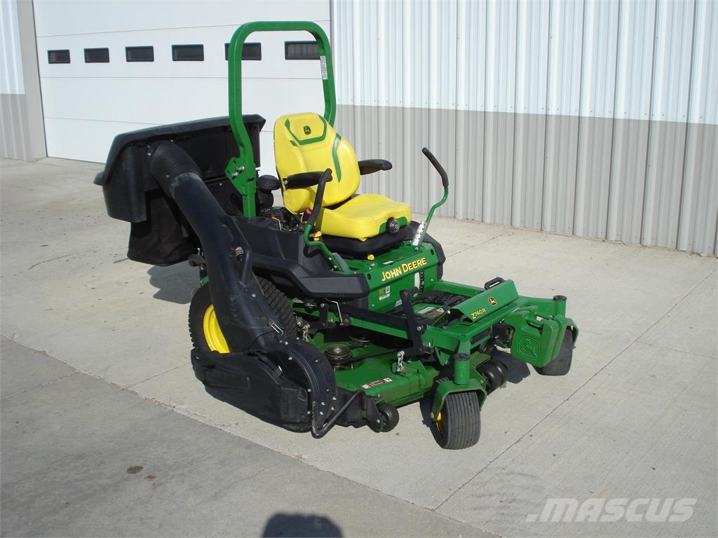 John Deere Z740R Nulinio apsisukimo traktoriukai