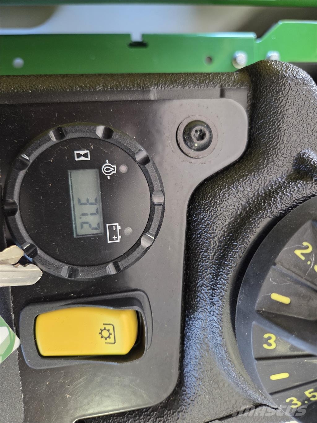 John Deere Z740R صفر محولا الدوران