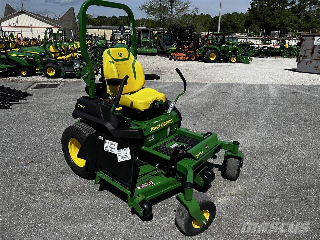 John Deere Z740R Nulinio apsisukimo traktoriukai