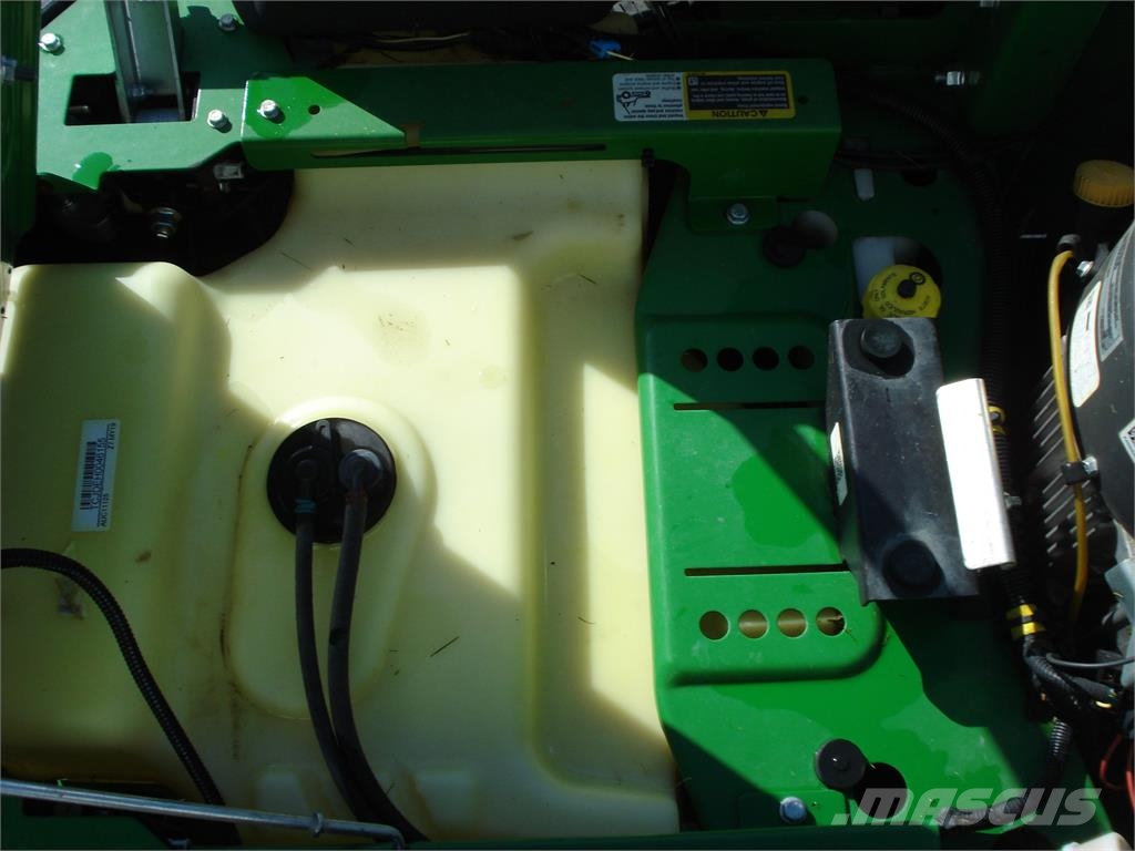 John Deere Z740R Nulinio apsisukimo traktoriukai