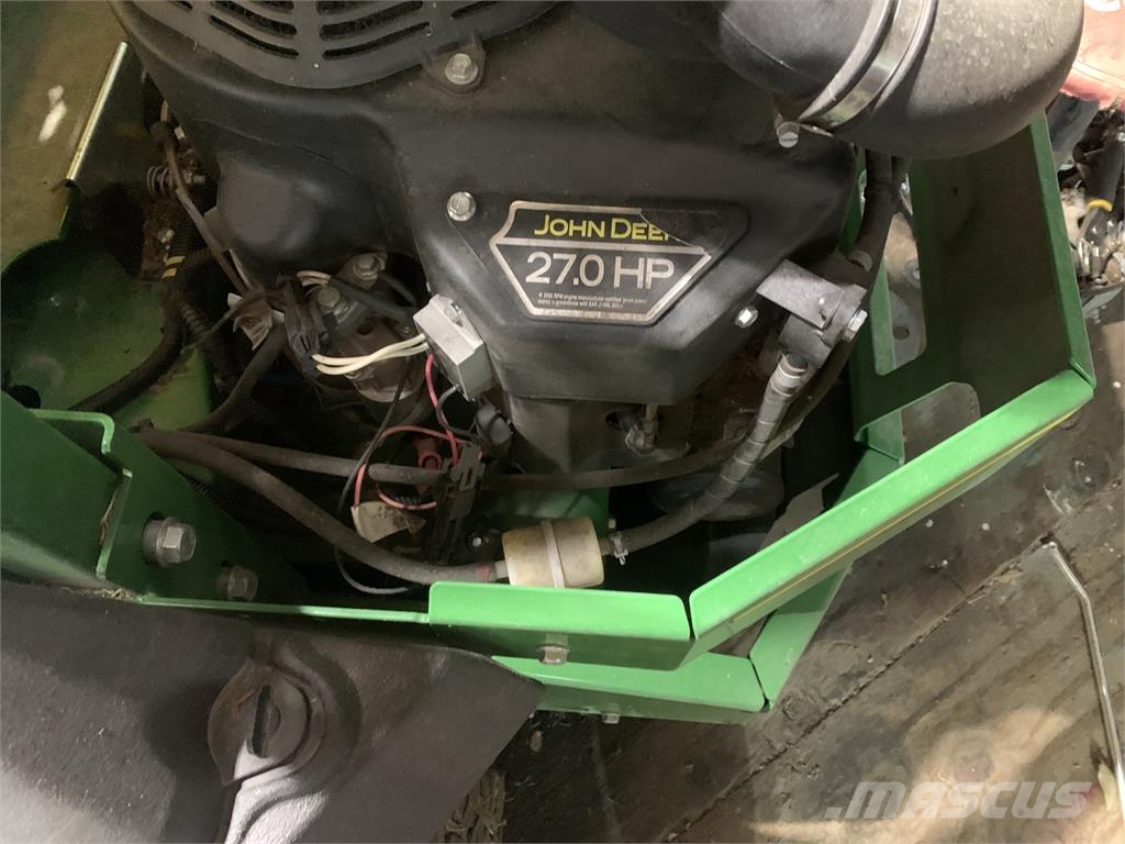 John Deere Z760R Corta-Relvas Zero turn
