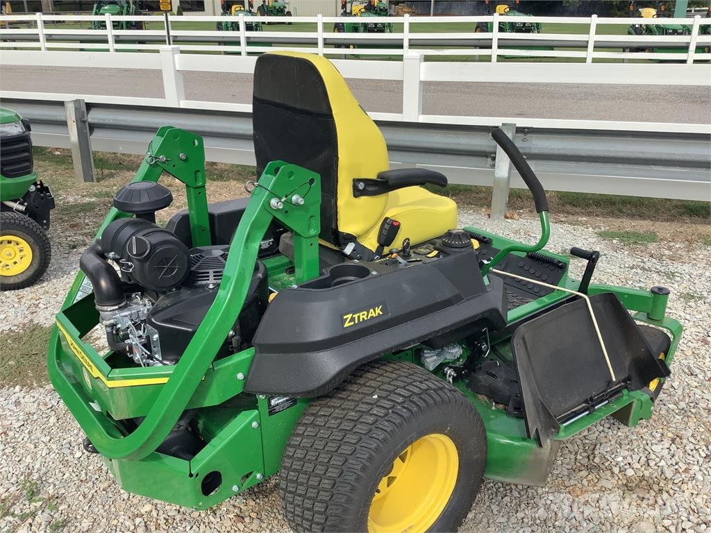 John Deere Z760R Zero turn косарки