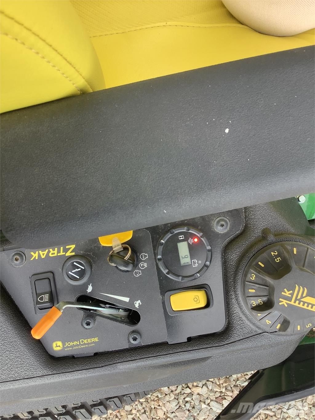 John Deere Z760R Zero turn косарки