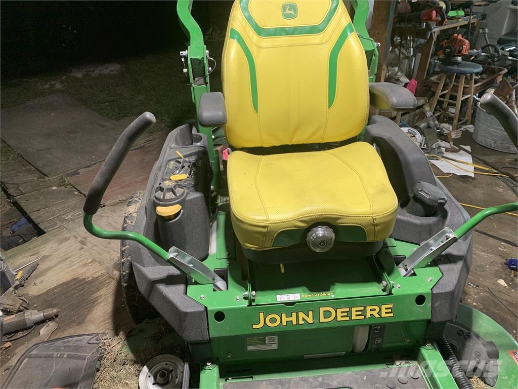 John Deere Z760R Corta-Relvas Zero turn