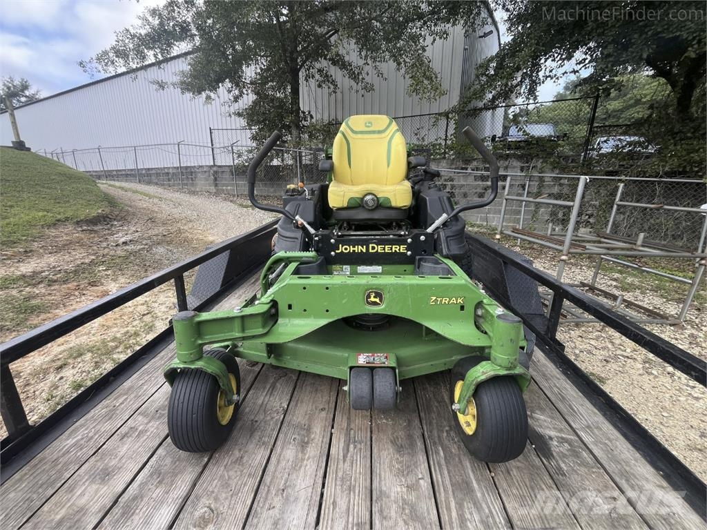 John Deere Z920M Nulla fordulósugarú fűnyírók