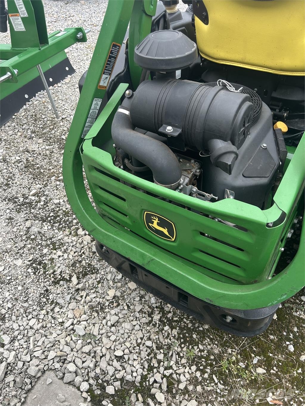 John Deere Z930R Zero turn mowers