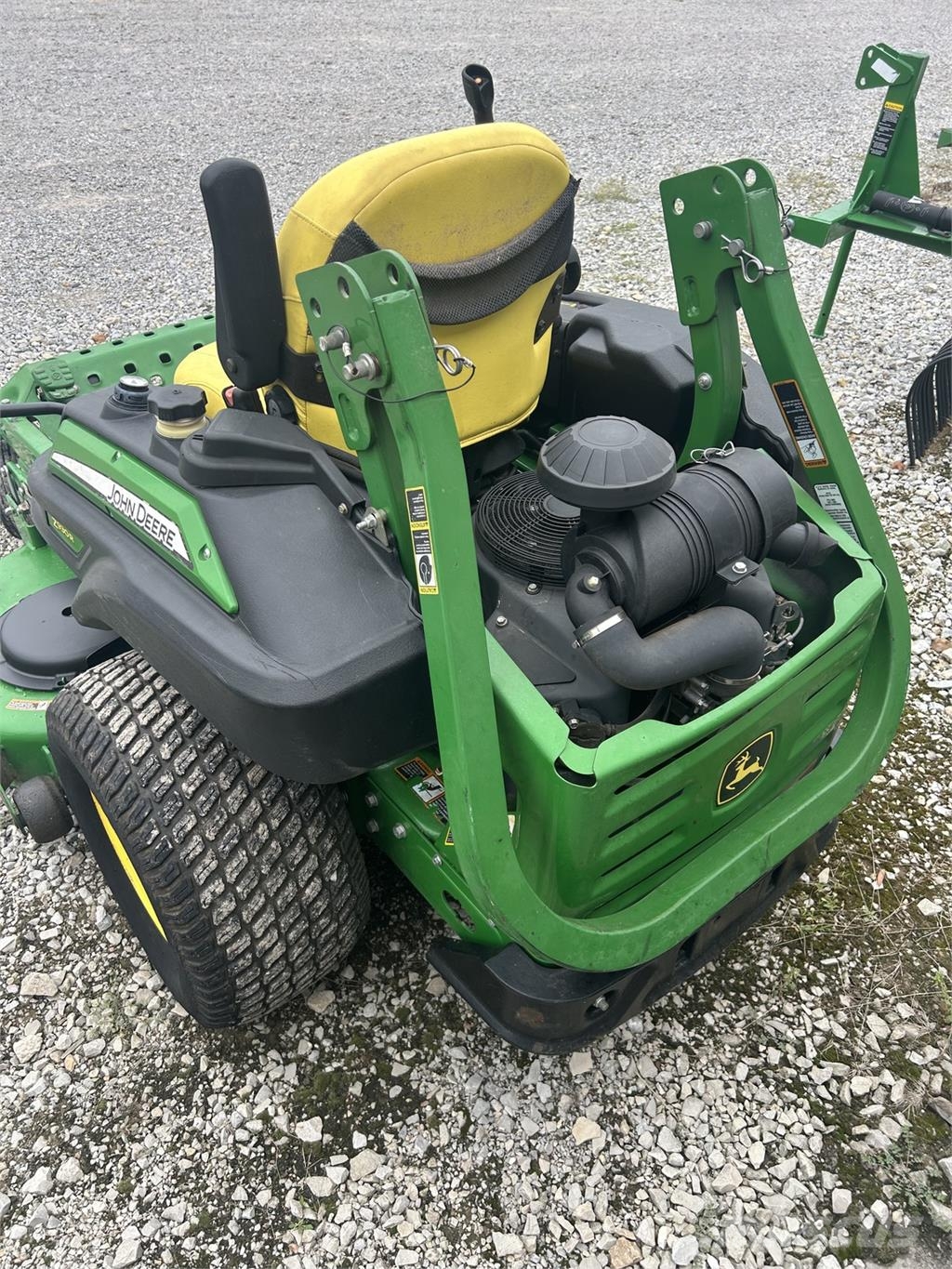 John Deere Z930R Zero turn mowers