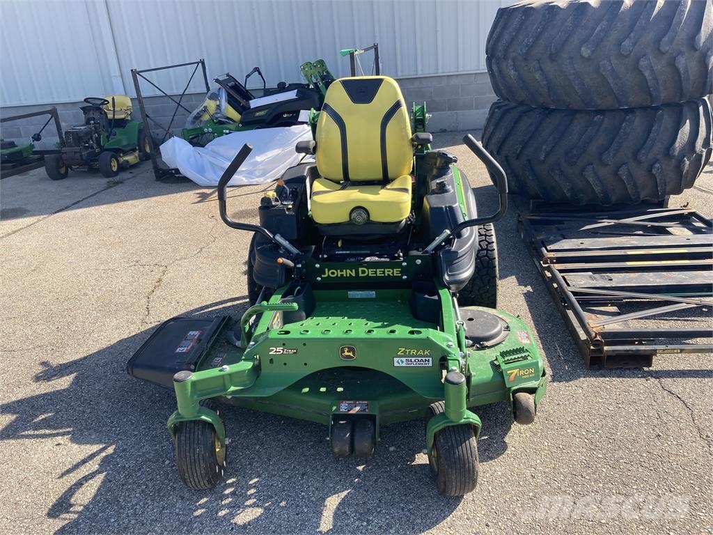 John Deere Z930M 零回转割草机