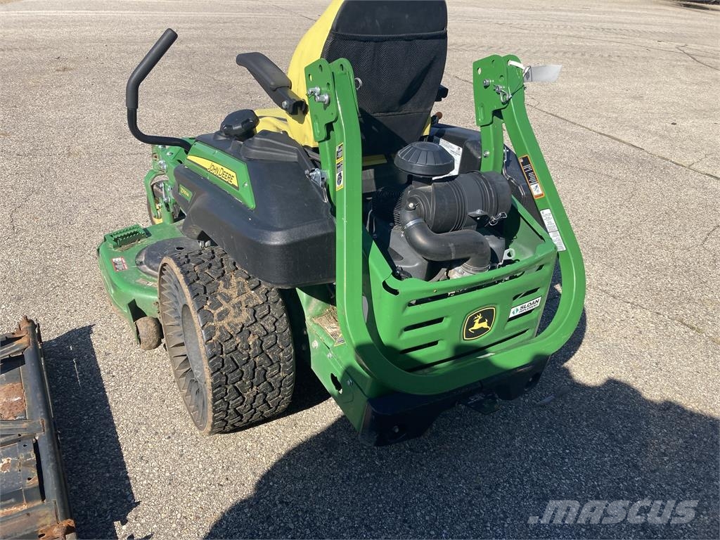 John Deere Z930M 零回转割草机