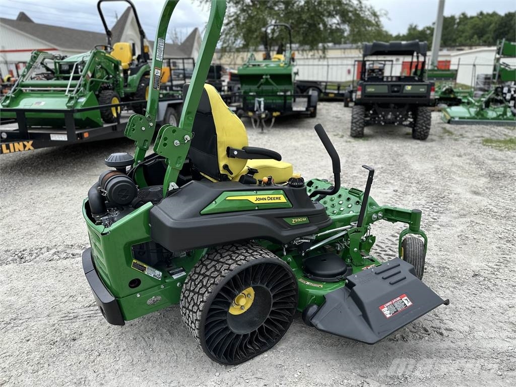 John Deere Z930M Nulinio apsisukimo traktoriukai