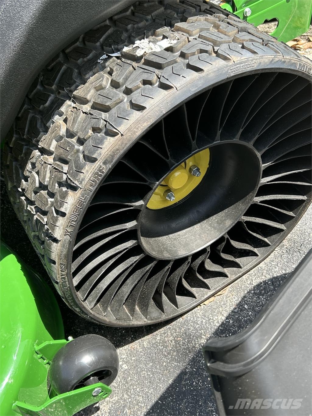 John Deere Z950M 0-kääntösäde leikkurit