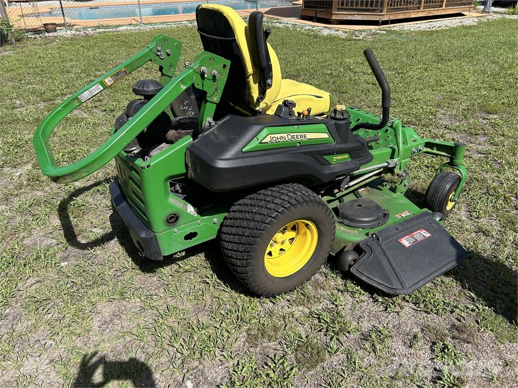 John Deere Z950M 0-kääntösäde leikkurit