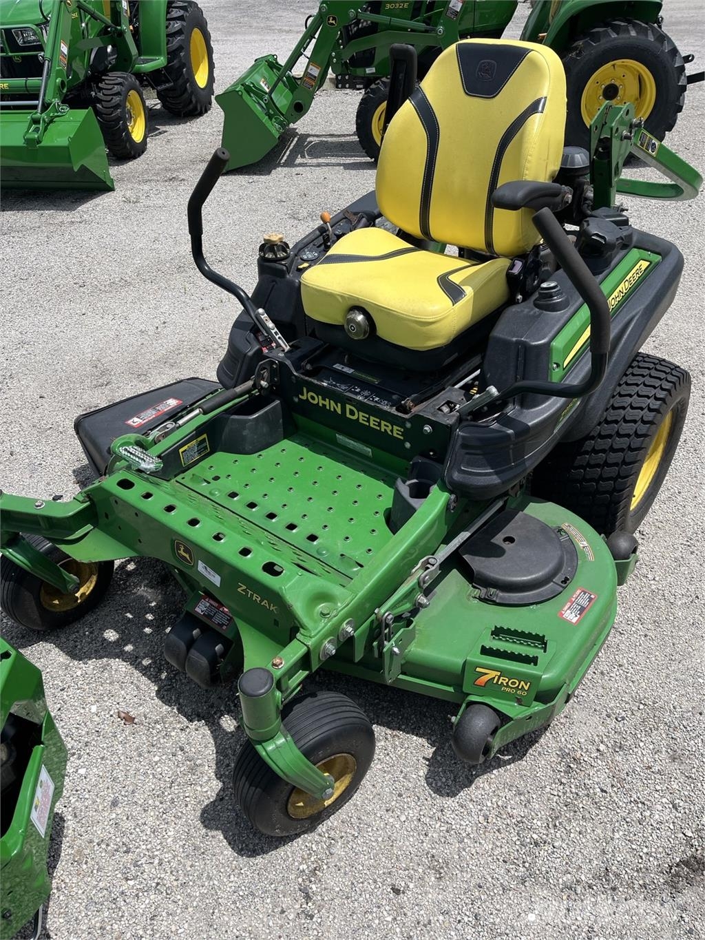 John Deere Z950M 0-kääntösäde leikkurit