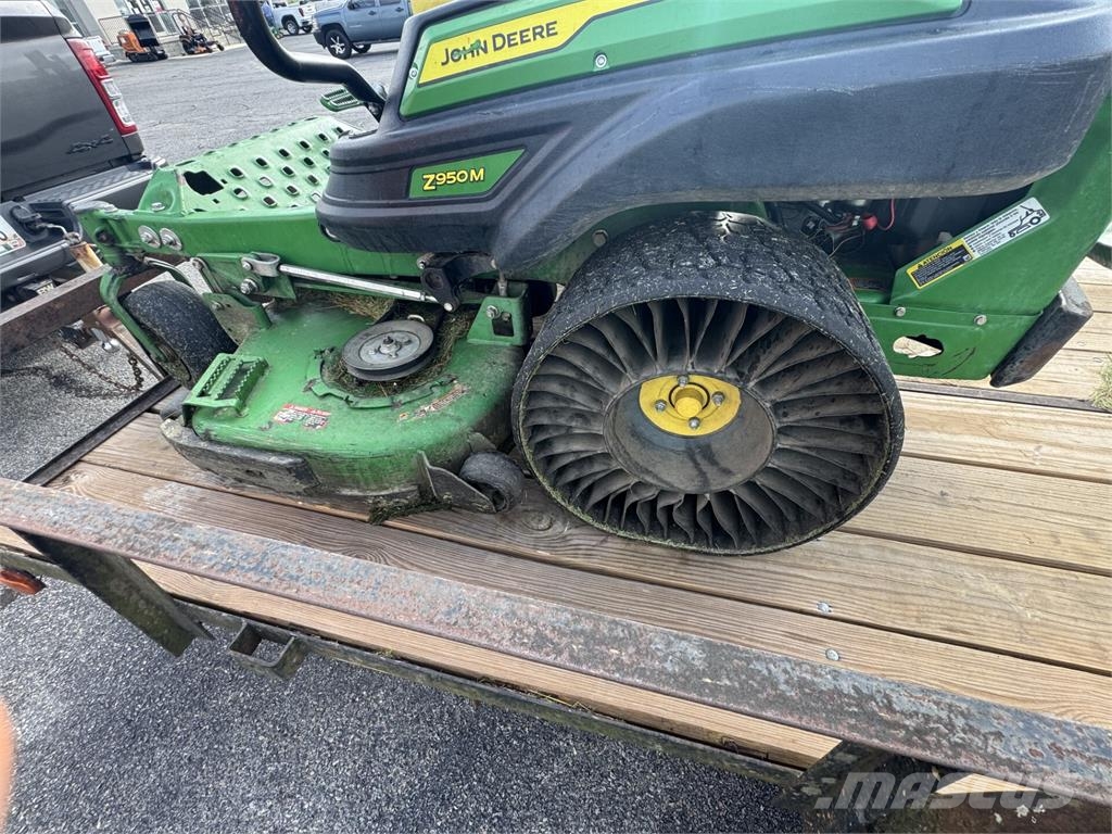 John Deere Z950M صفر محولا الدوران