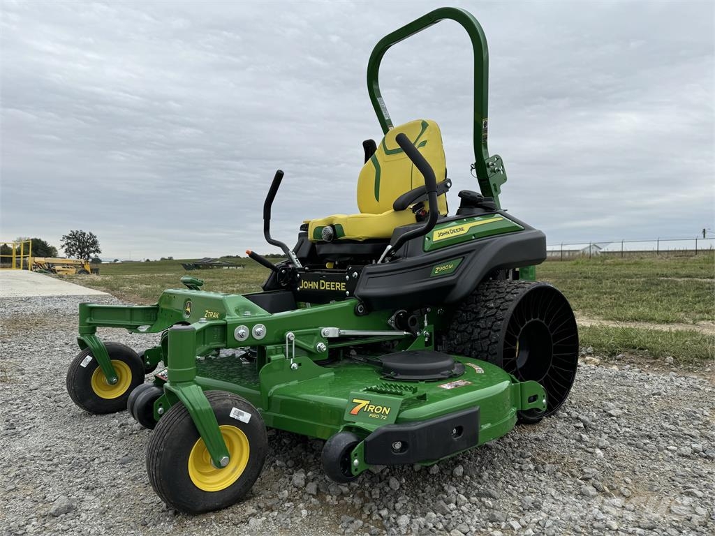 John Deere Z960M Zero turn mowers