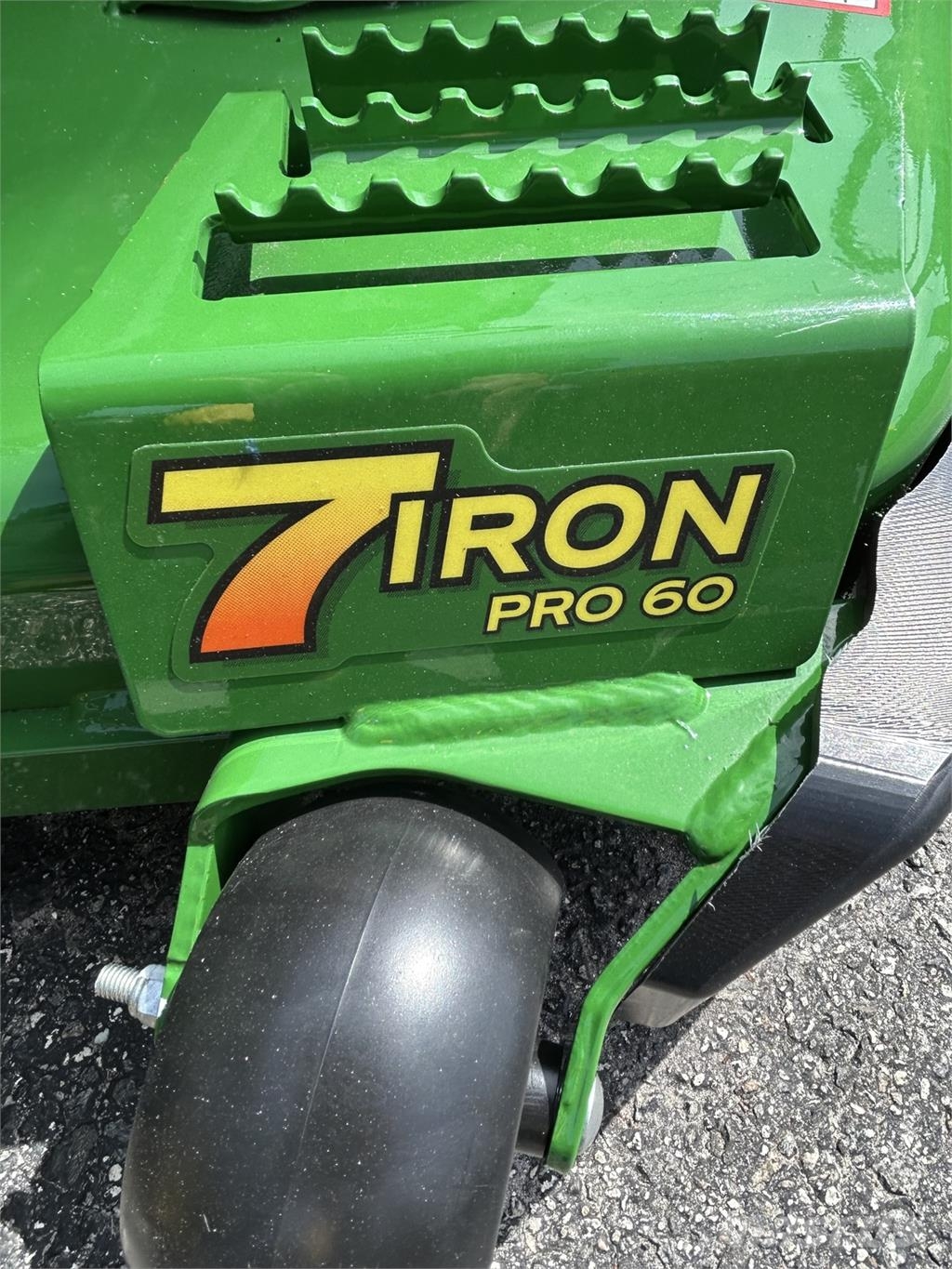 John Deere Z960M Zero turn mowers
