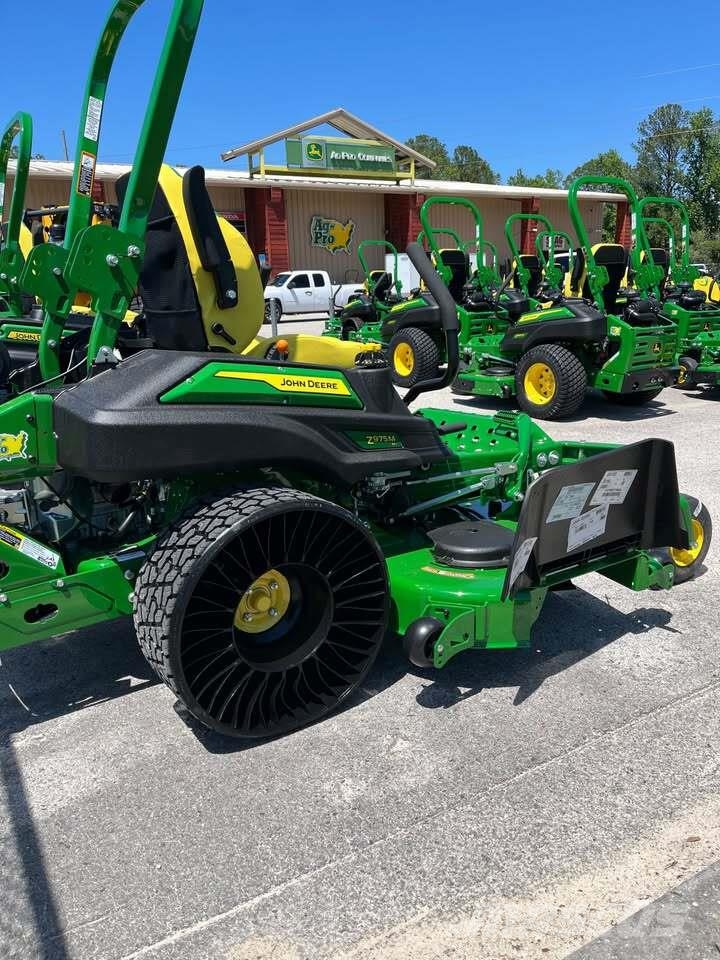 John Deere Z975M EFI 0-kääntösäde leikkurit