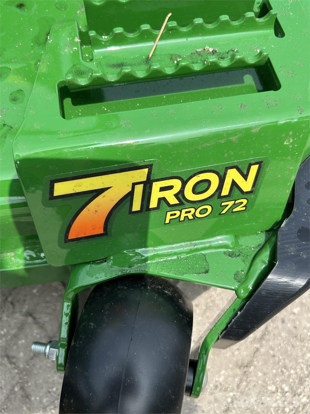 John Deere Z975M 0-kääntösäde leikkurit