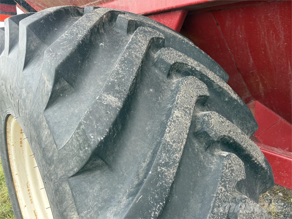 Killbros 1185 Grain / Silage Trailers