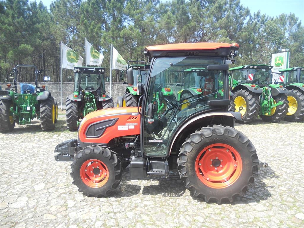 Kioti DK6020N Tratores Agrícolas usados