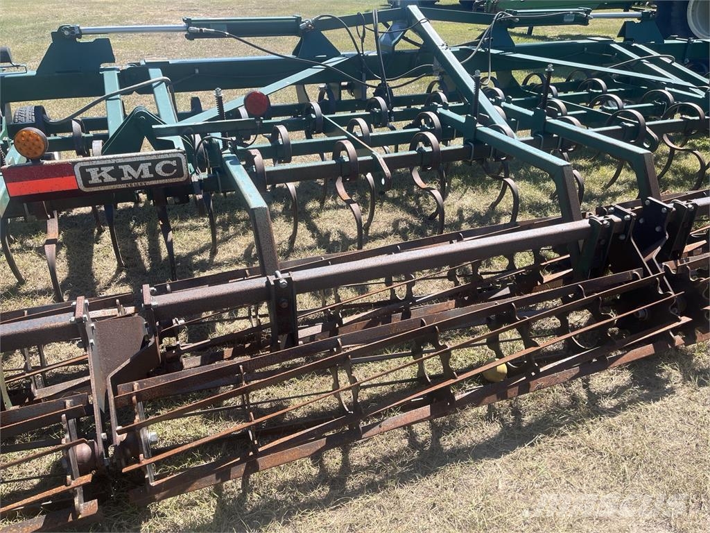 KMC 2100 Kultivátory