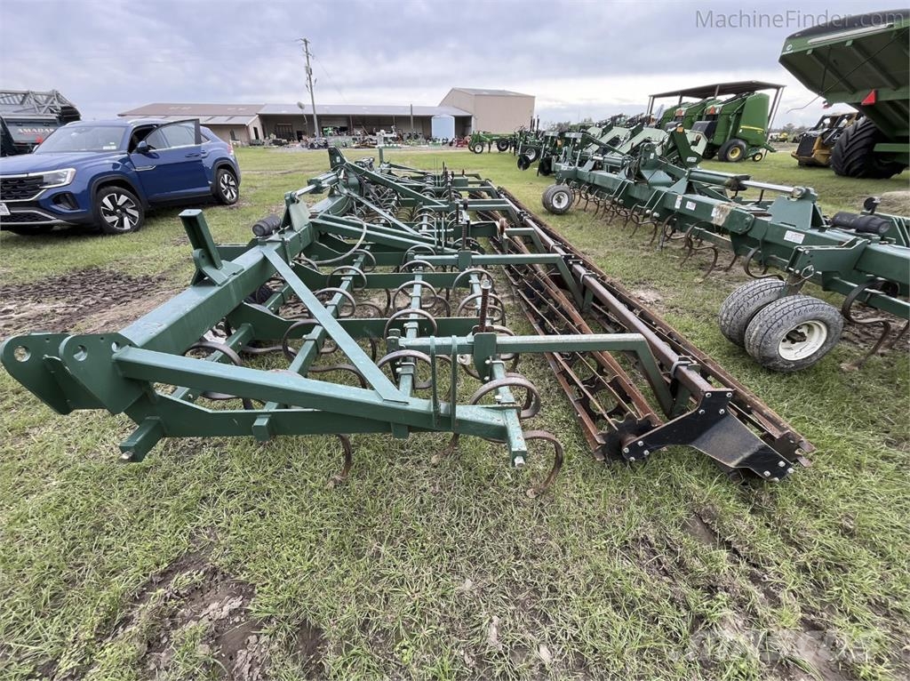 KMC 2100 Cultivators