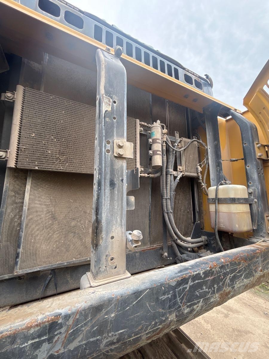 Kobelco SK350LC-9 Bagri goseničarji
