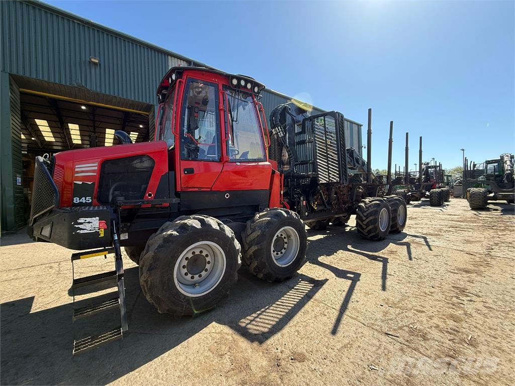 Komatsu 845 Forwarders