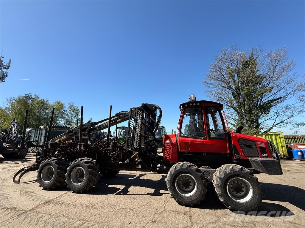Komatsu 845 Forwarders