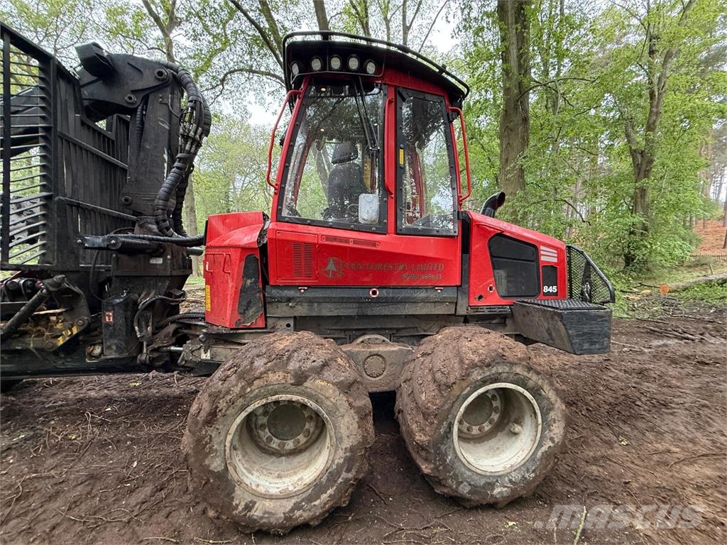 Komatsu 845 Kuormatraktorit
