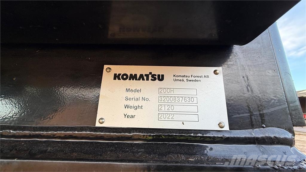 Komatsu 901XC Abbattitrici, Disboscatrici