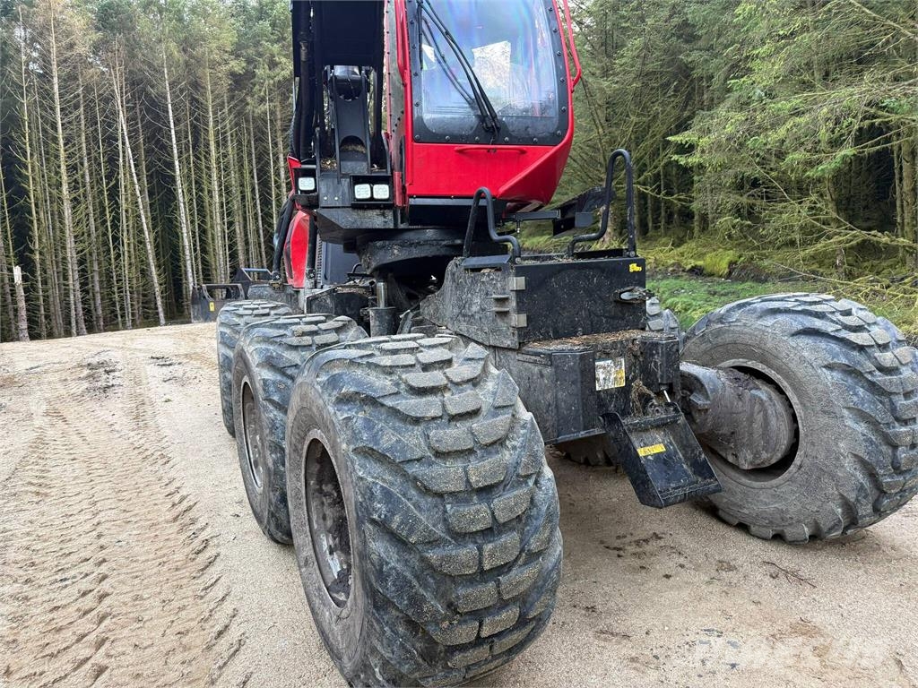 Komatsu 931XC Harvesters