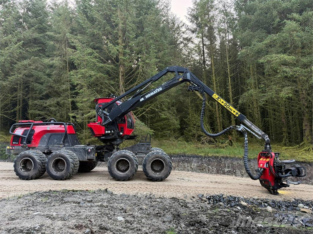 Komatsu 931XC Harvesters