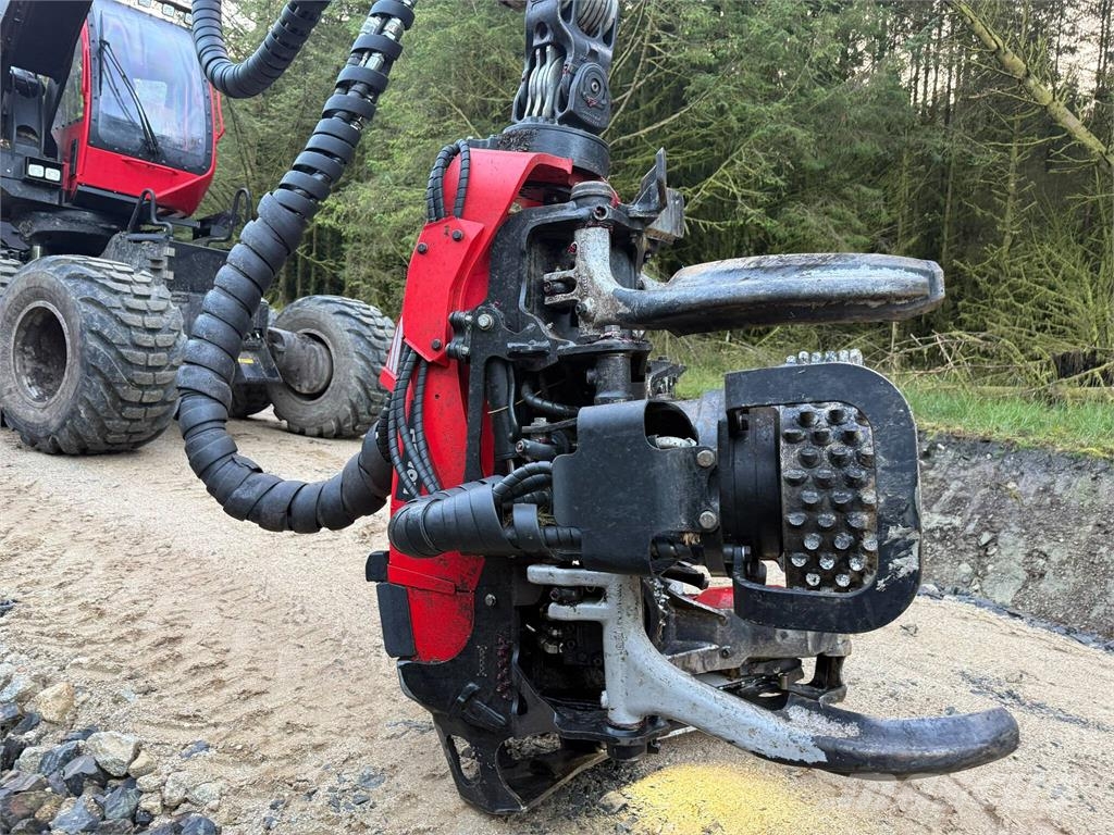 Komatsu 931XC Harvesters