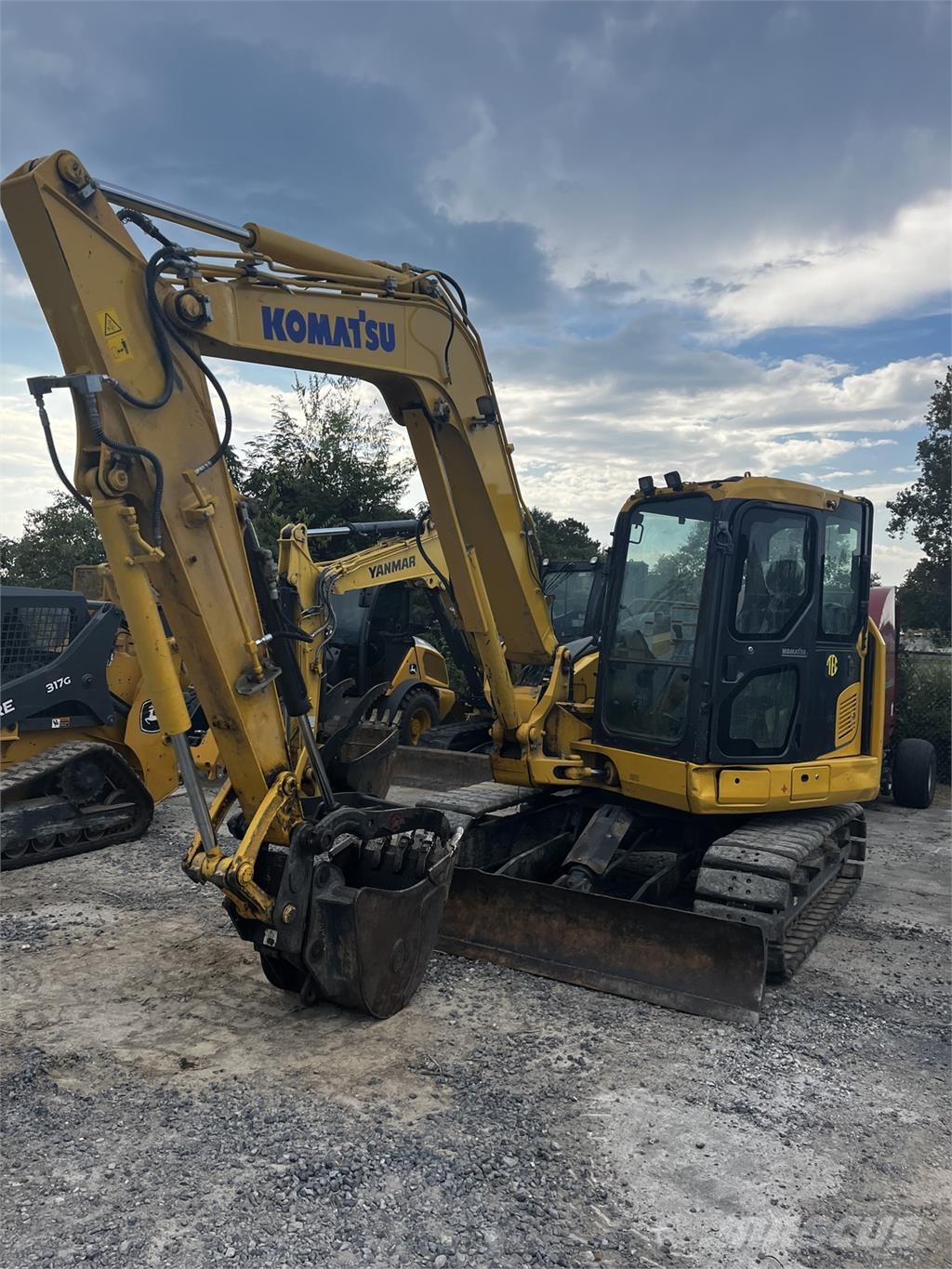 Komatsu PC88MR-11 Εκσκαφείς με ερπύστριες
