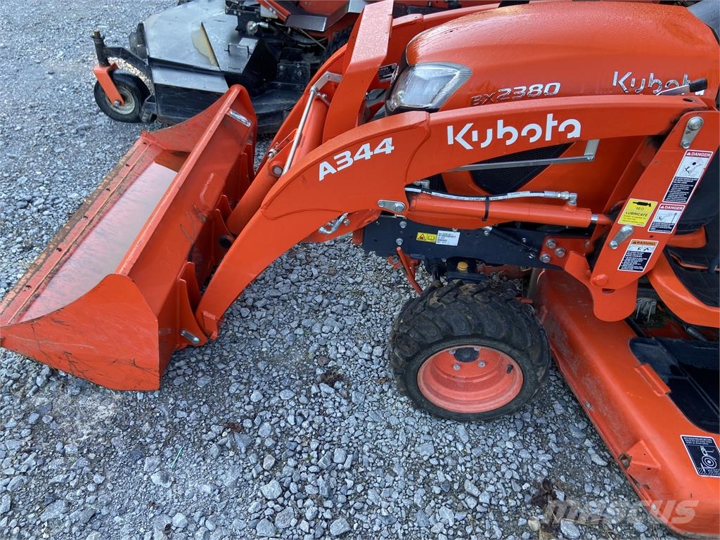 Kubota BX2380 Kompakte traktorer