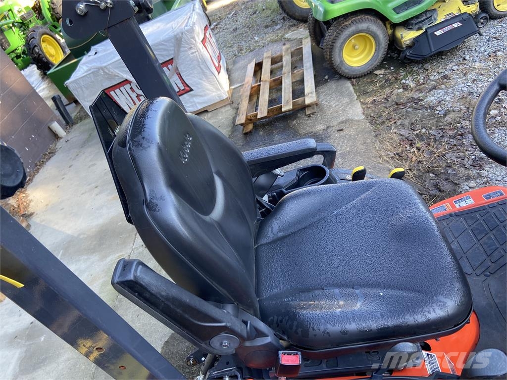 Kubota BX2380 Kompakte traktorer