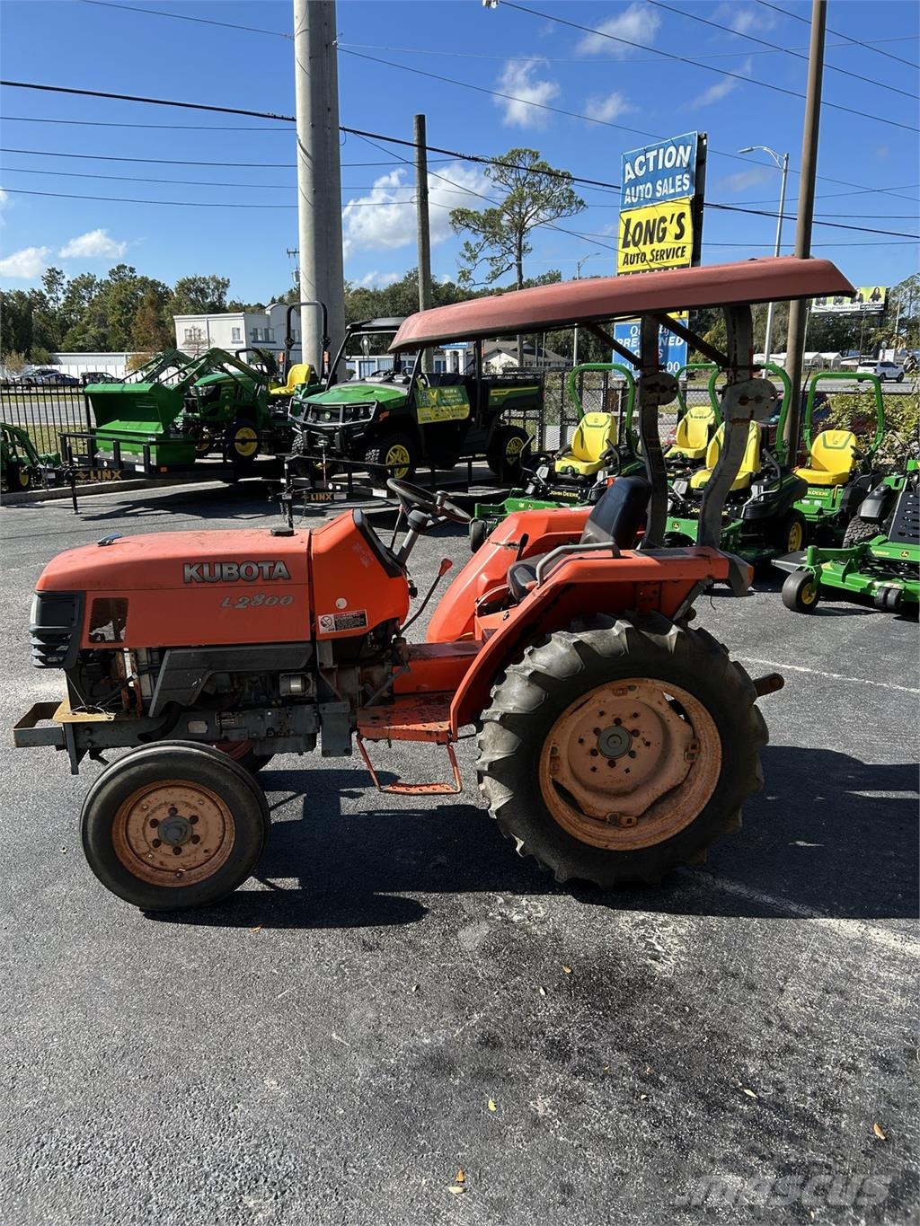 Kubota L2800 Naudoti kompaktiški traktoriai