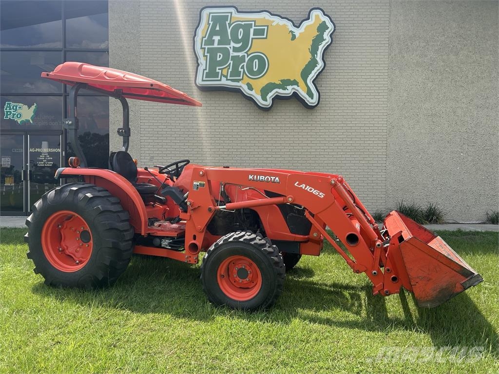 Kubota MX4800 Traktorit