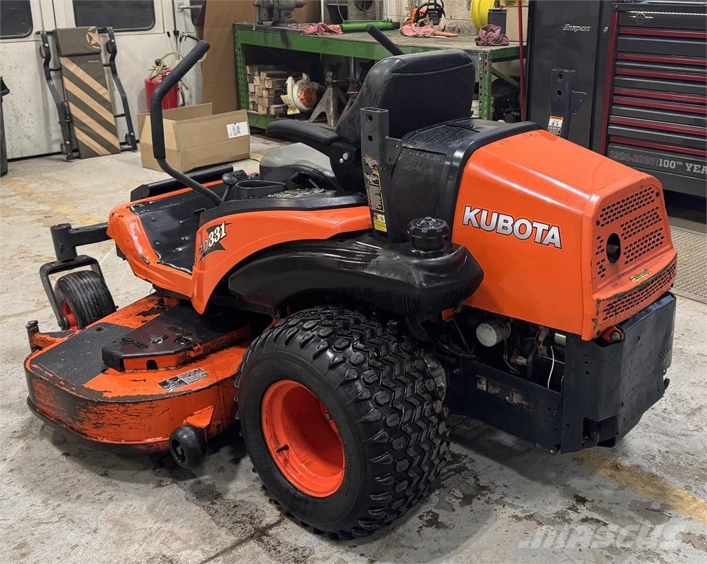 Kubota ZD331 Tosaerba zero turn