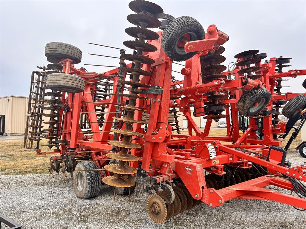 Kuhn Krause 8010-40 ماكينات وملحقات زراعة أخرى