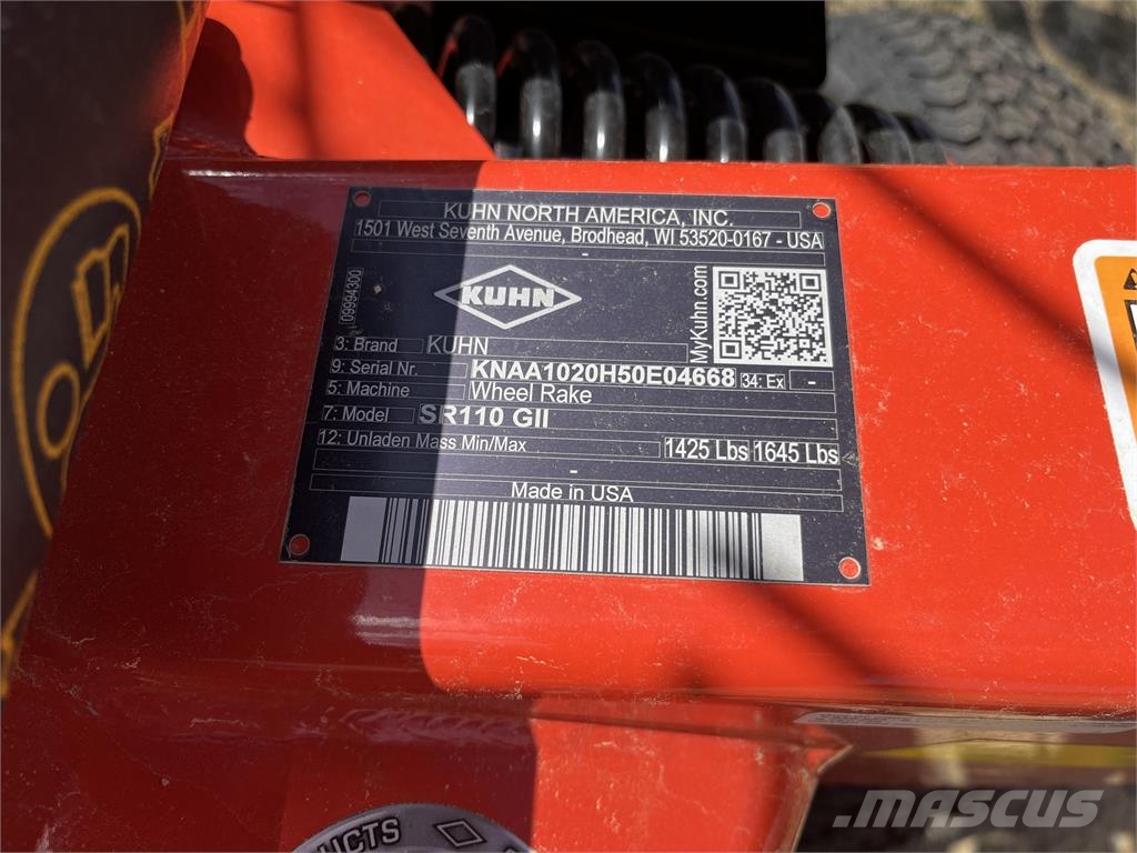 Kuhn SR110 مكابس وميبسات التبن