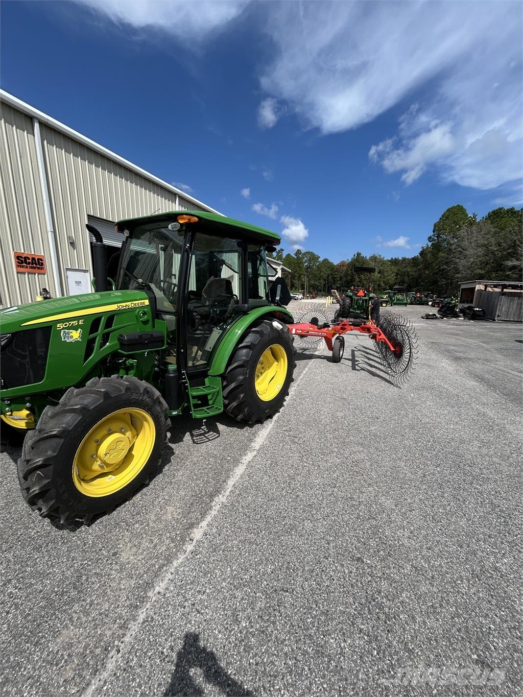 Kuhn SR110 SPEEDRAKE مكابس وميبسات التبن