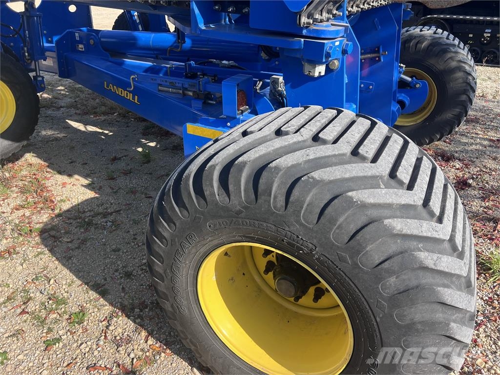 Landoll 7833-30 圓盤耙
