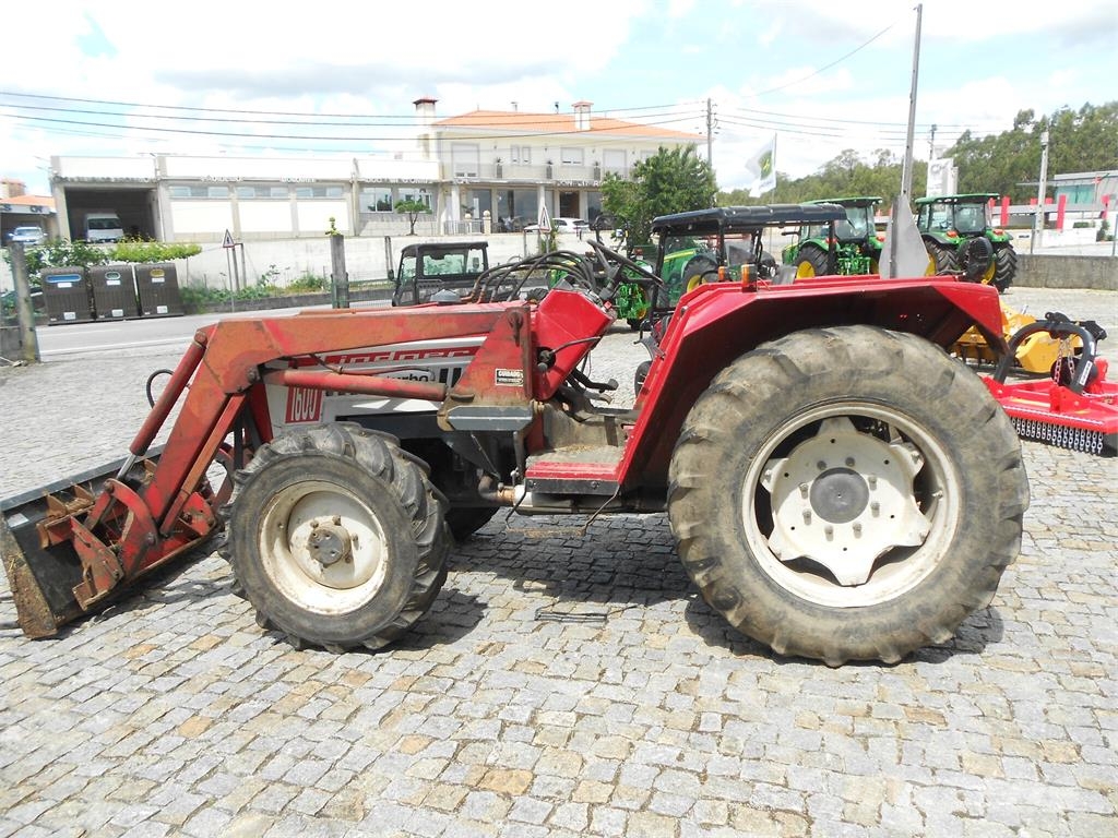 Lindner 1600 Turbo الجرارات