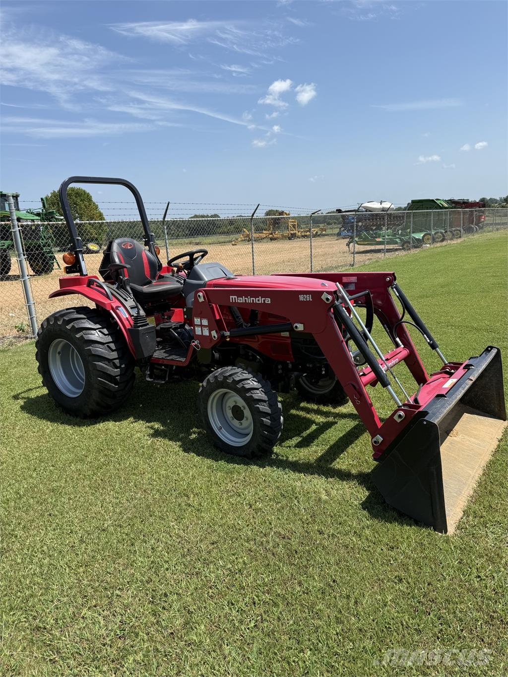 Mahindra 1626 Kompakttraktorid