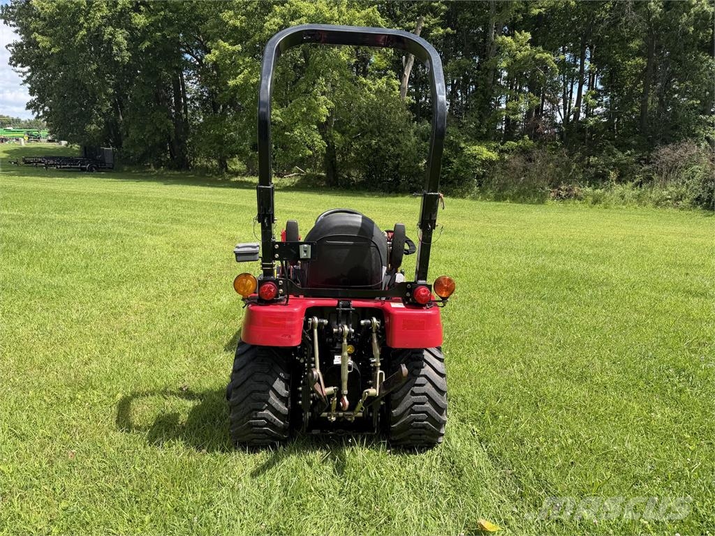 Mahindra eMax 20S جرارات مدمجة