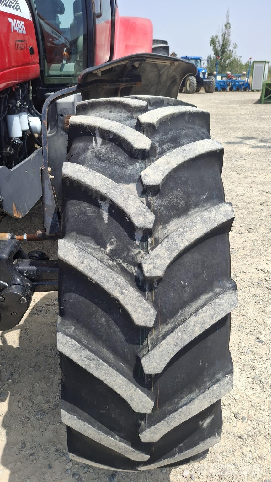 Massey Ferguson 7485 Dyna VT Traktori