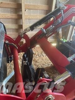 Massey Ferguson 2860E Compact tractors